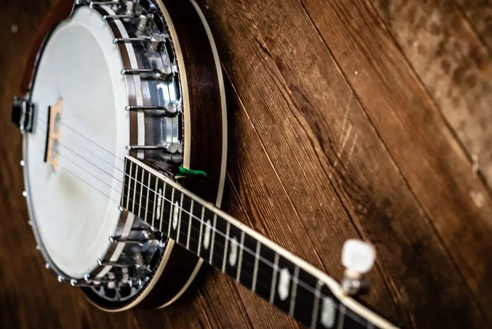 how to choose a banjo