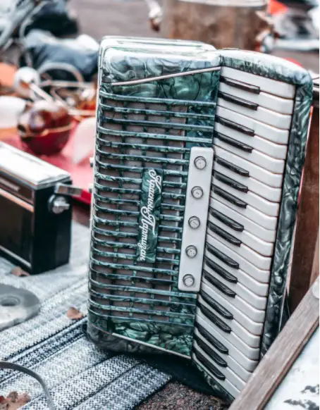 Is the accordion hard to learn 3