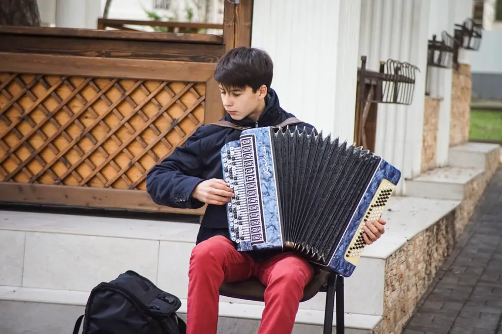 Is the accordion hard to learn 3