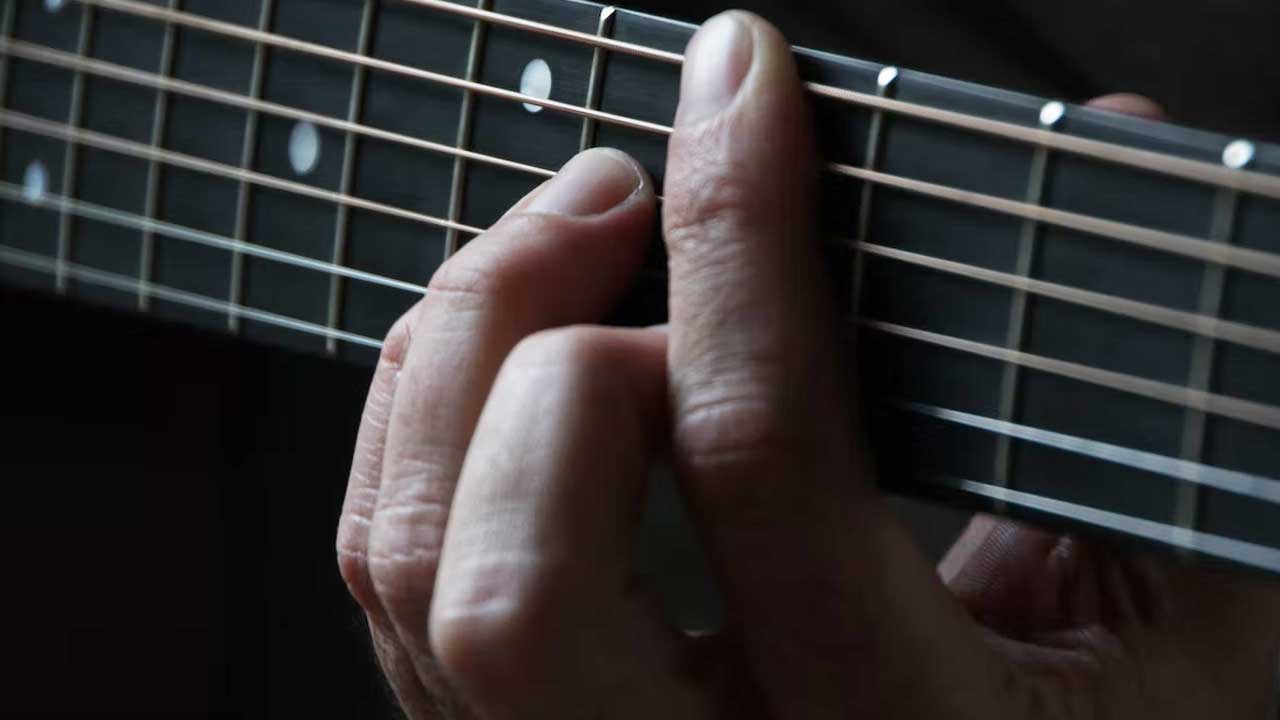 6 Annoying Aches and Pains From Playing Guitar and How to Avoid Them