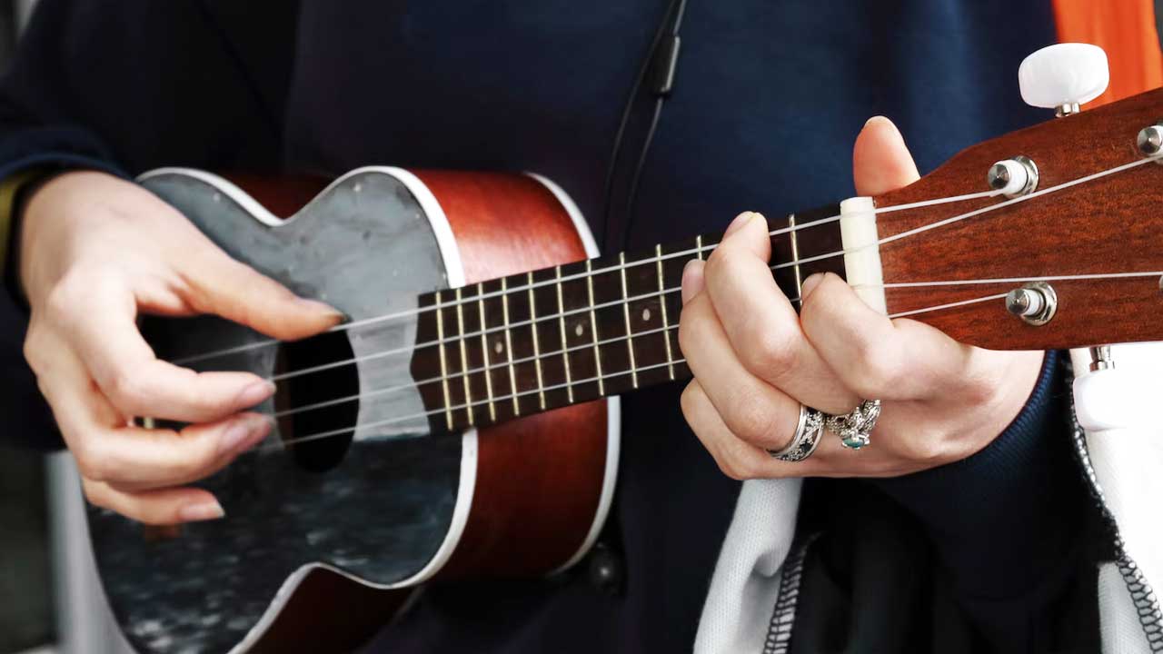 10 of the Best Ukulele Songs for Beginners You Can Learn in One Day