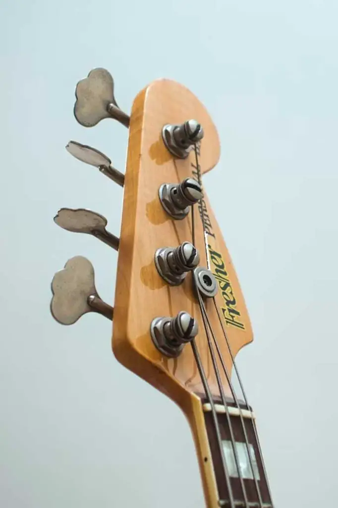 bass vs guitar 2 Bass vs Guitar: Uncovering the Key Differences and Uses